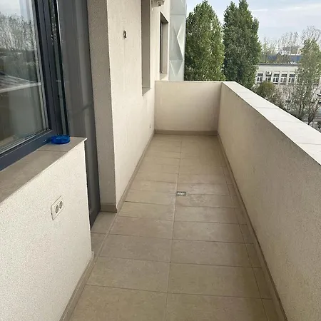 In Apart Hotel Bucharest Exterior photo